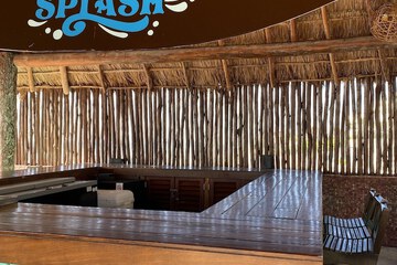 Poolside bar