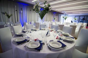 Banquet hall