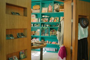 Gift shop