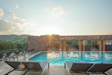 Infinity pool