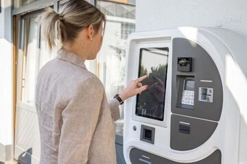 Check-in/check-out kiosk