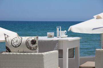 Cafe