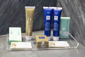 Bathroom amenities