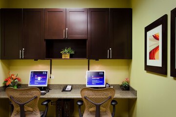 Business Center 25 of 25