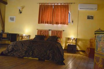Photo 33