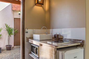 Private kitchenette
