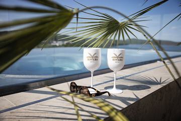 Rooftop pool