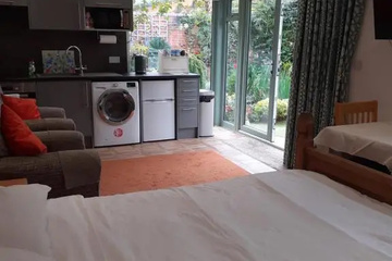 guest_rooms