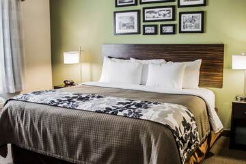 Sleep Inn & Suites
