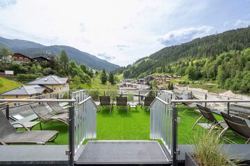 Sundeck