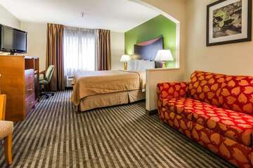 Guest room with king bed