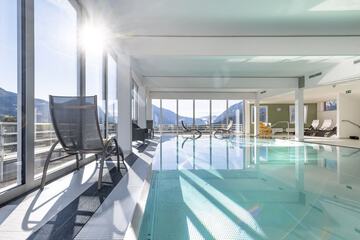 Exercise/lap pool