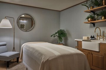 Treatment room