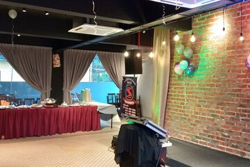 Outdoor banquet area