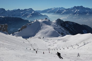 Snow and ski sports