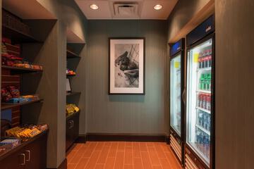 Snack bar