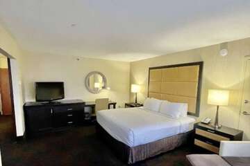Room 16 of 25