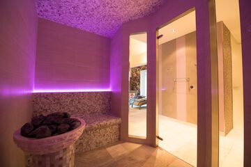 Steam room