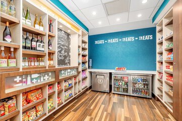 Snack bar