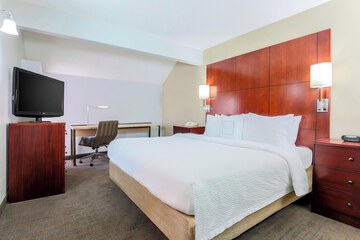 Room 15 of 25