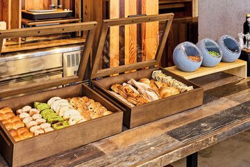 Snack bar