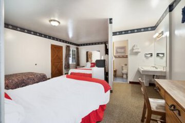Room 139 of 212