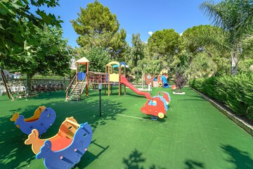 Children's play area - outdoor