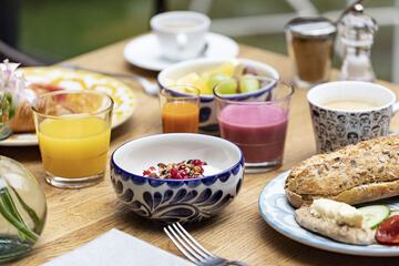 Breakfast buffet