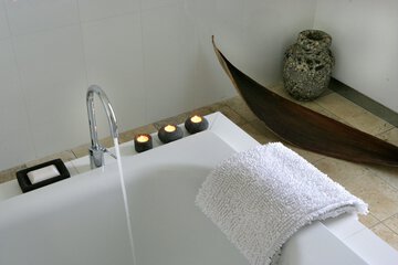 Jetted tub