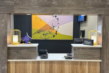 Hotel Interior 6 of 27