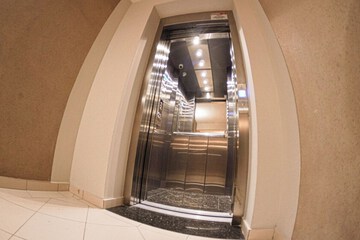 Elevator