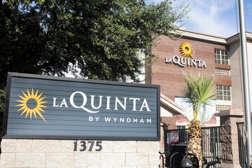 La Quinta Inn & Suites by Wyndham Tempe University / Phoenix