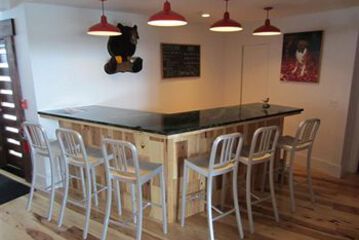 Hotel Bar