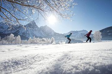 Snow and ski sports