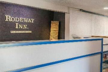 Rodeway Inn Metro Airport