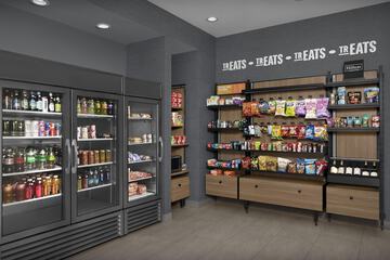 Snack bar