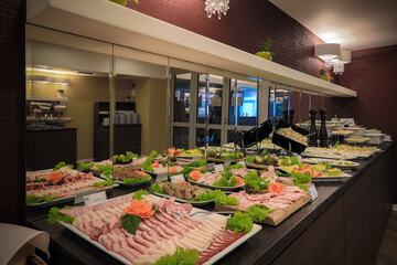 Breakfast buffet