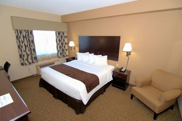 Room 30 of 43