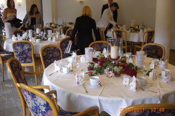 Couples dining