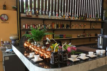 Coffee service