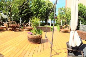 Sundeck