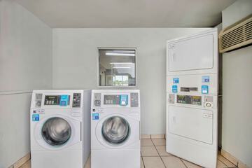Motel 6 Austin TX North