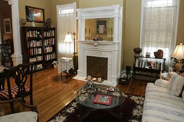 Hotel Interior 9 of 27