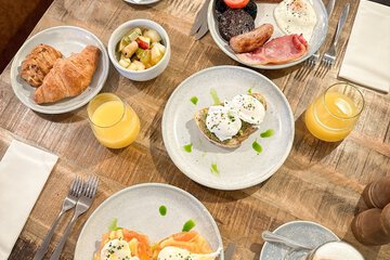 Breakfast meal
