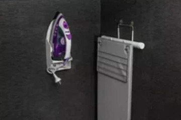 Iron/ironing board