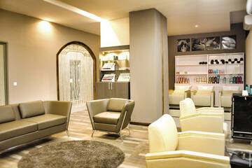 Hair salon