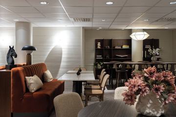 Breakfast area