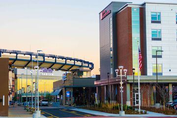 Hotel Interior 10 of 51