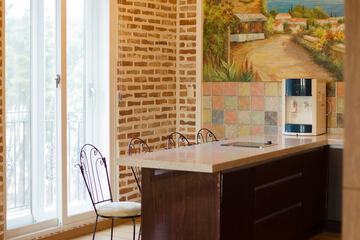 Private kitchenette