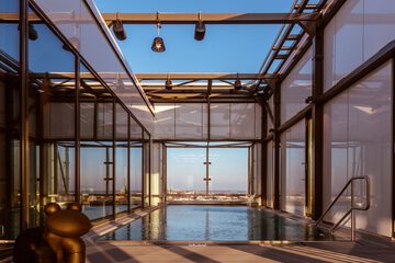 Rooftop pool